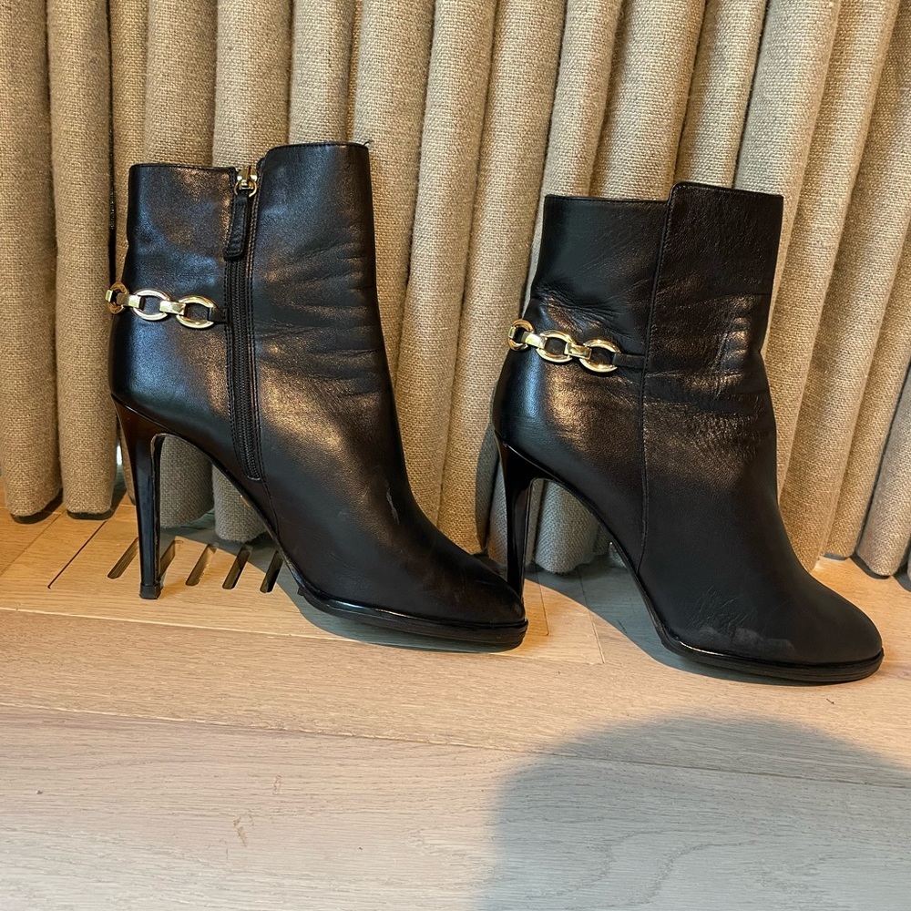 Diane Von Furstenburg boots size 38